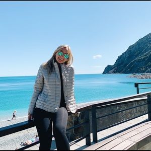 Meet your Posher, Cortney